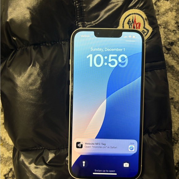 Moncler Coat - Picture 4 of 4